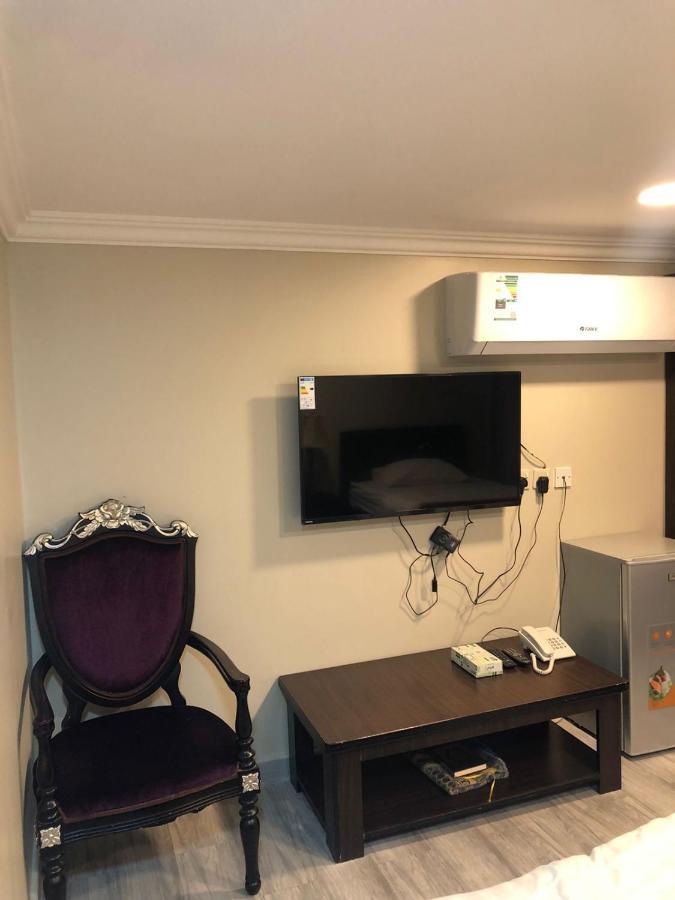 شقق المربعة للشقق المخدومة Ar Ruqayyiqah Exterior photo